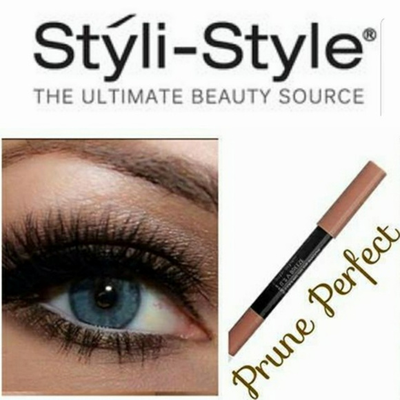 Cooling Gel Eyeshadow Pencil by Styli Style - Picture 1 of 1